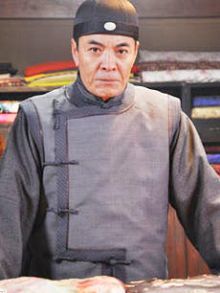 黄金背后