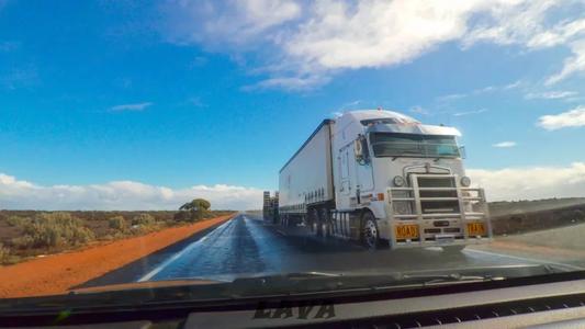 公路列车RoadTrain