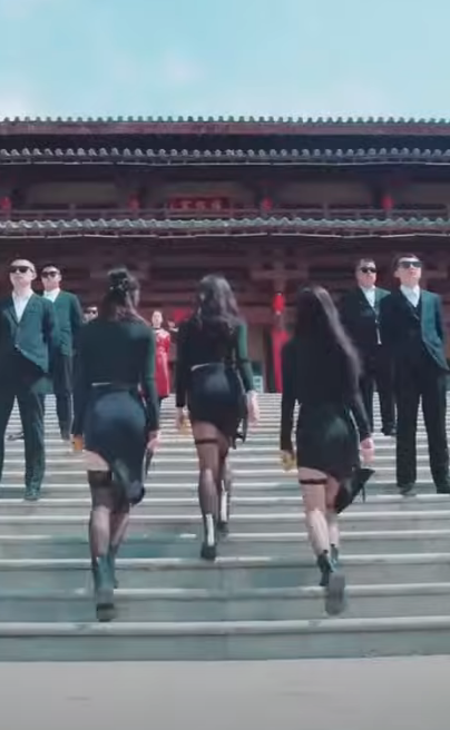 暗黑天王