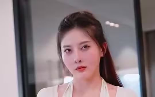 孤注一掷再见前妻离婚后高冷女总裁痛哭流涕