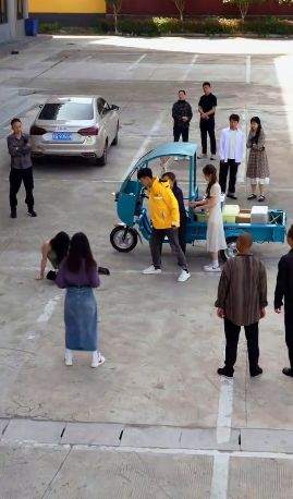 天选打工人娶到完美女上司