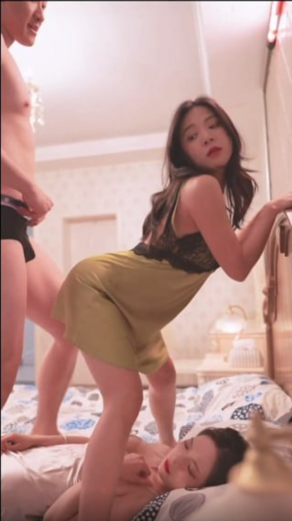 三人同行闺蜜变形记